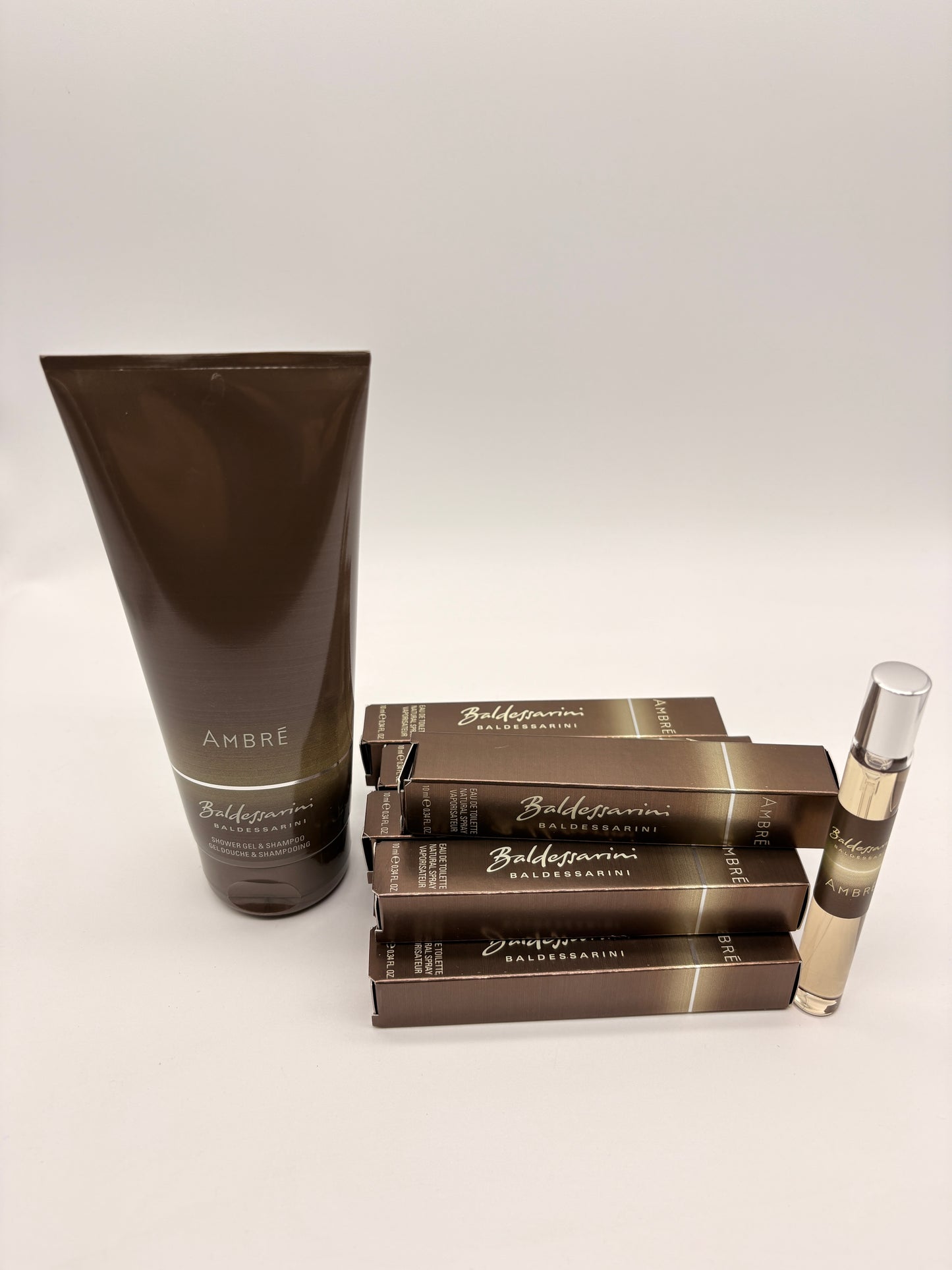 Baldessarini Ambre Duftset  10 x Eau de Cologne 10 ml / 100 ml + Duschgel & Shampoo 200 ml